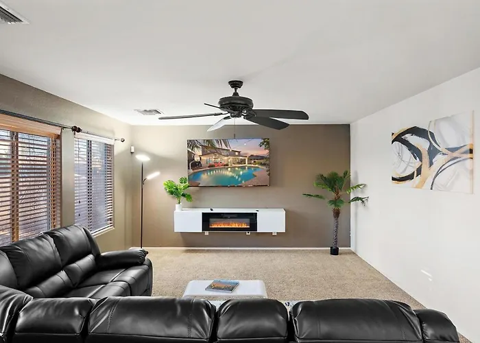 The Gem Getaway Pool Gameroom Gym By Relaxtay Villa *